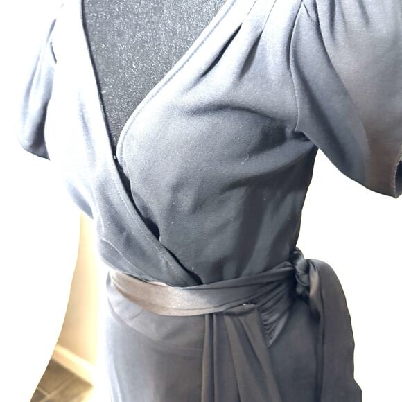 Diane Von Furstenberg Black wrap dress Antoinette Size 10 Short Sleeve - Picture 3 of 7